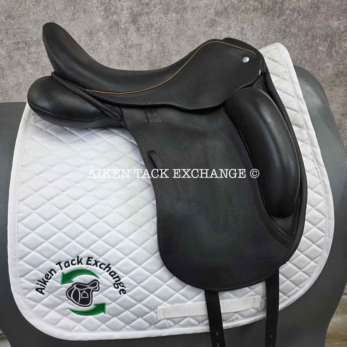 2016 Custom Saddlery Everest R Monoflap Dressage Saddle, 17.5" Seat, Adjustable