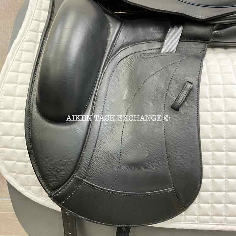 **SOLD** 2020 Custom Saddlery Wolfgang Omni Monoflap Dressage Saddle, 17.5" Seat, Adjustable Tree, Wool Flocked Panels