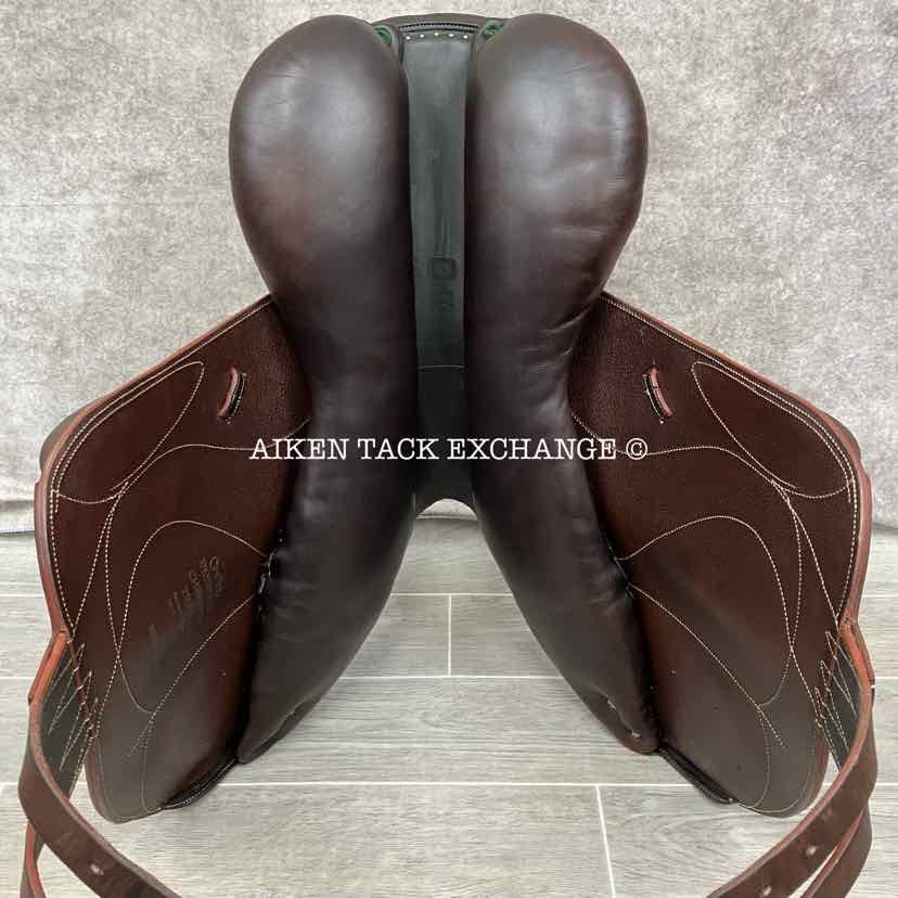 2013 Devoucoux Chiberta Monoflap Jump Saddle, 18.5" Seat, 2AAR Flap, Medium Tree, Wool Flocked, Full Buffalo Leather