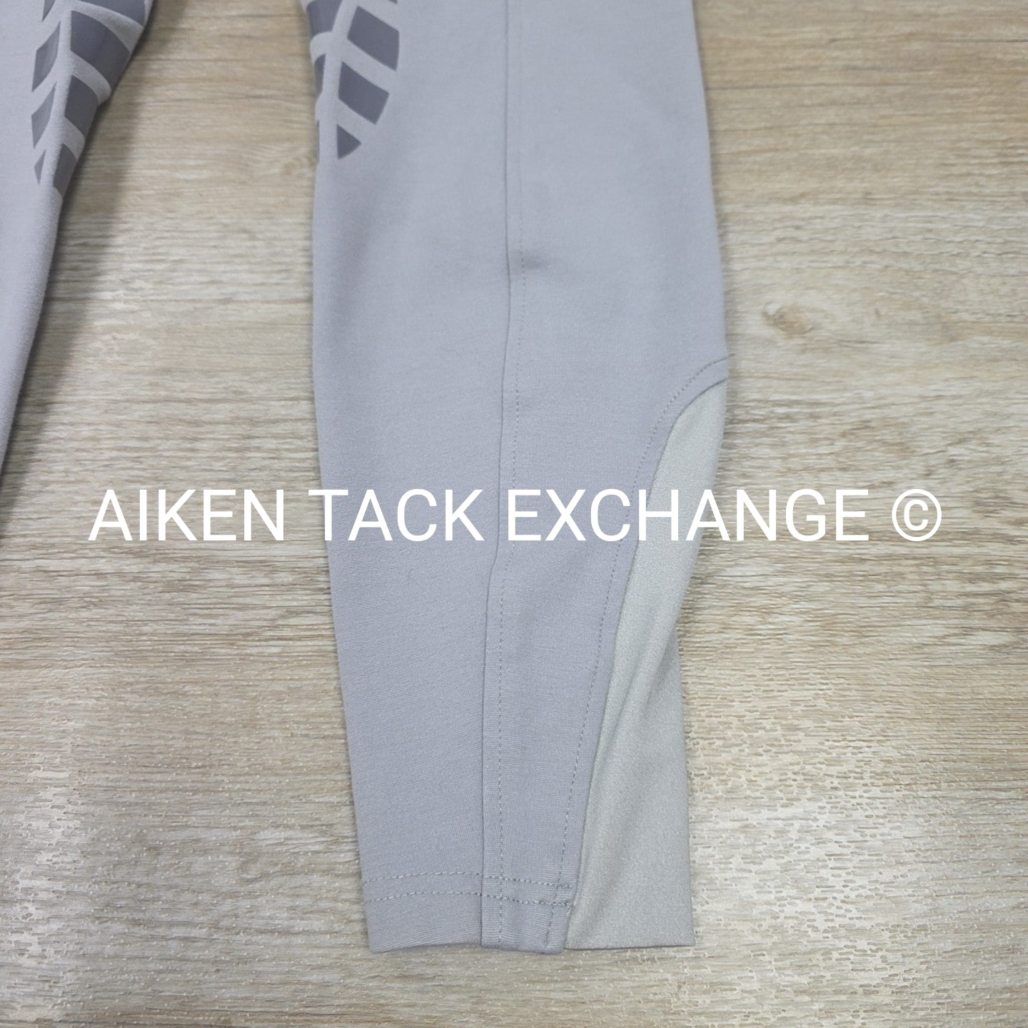 HR Farm Silicone Grip Knee Patch Breeches, Size 28