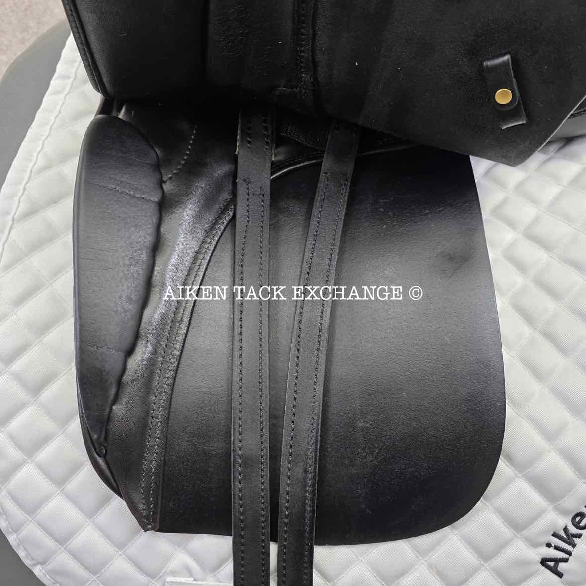2003 Stubben Maestoso Dressage Saddle, 17" Seat, 32cm Tree - Extra Wide, Wool Flocked Panels