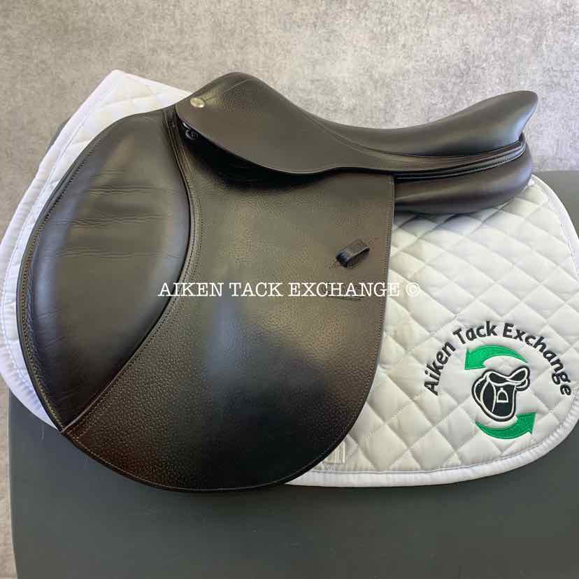 2017 CWD SE03 Close Contact Jump Saddle, 17.5" Seat, 3L Flap, Medium Wide Tree, Foam Panels