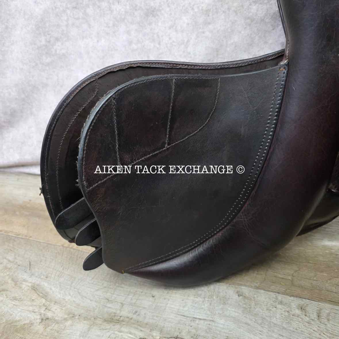 **SOLD** Marcel Toulouse Annice Platinum Genesis Close Contact Jump Saddle, 17" Seat, Adjustable Tree, Wool Flocked Panels