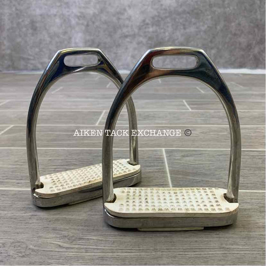 English Stirrup Irons 4"