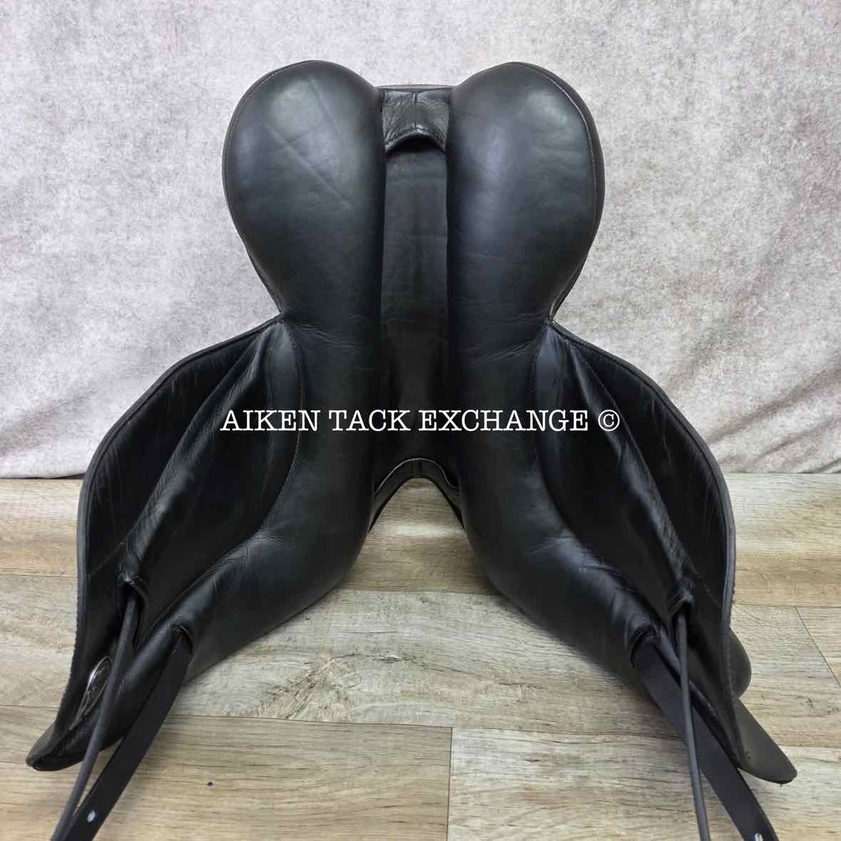 2012 Custom Saddlery Icon Flight Monoflap Dressage Saddle, 17.5" Seat, Adjustable Tree, Wool Flocked Panels