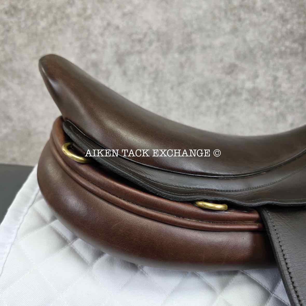 Crosby Excel XL Close Contact Jump Saddle, 18" Seat, Medium Tree, Foam Panels