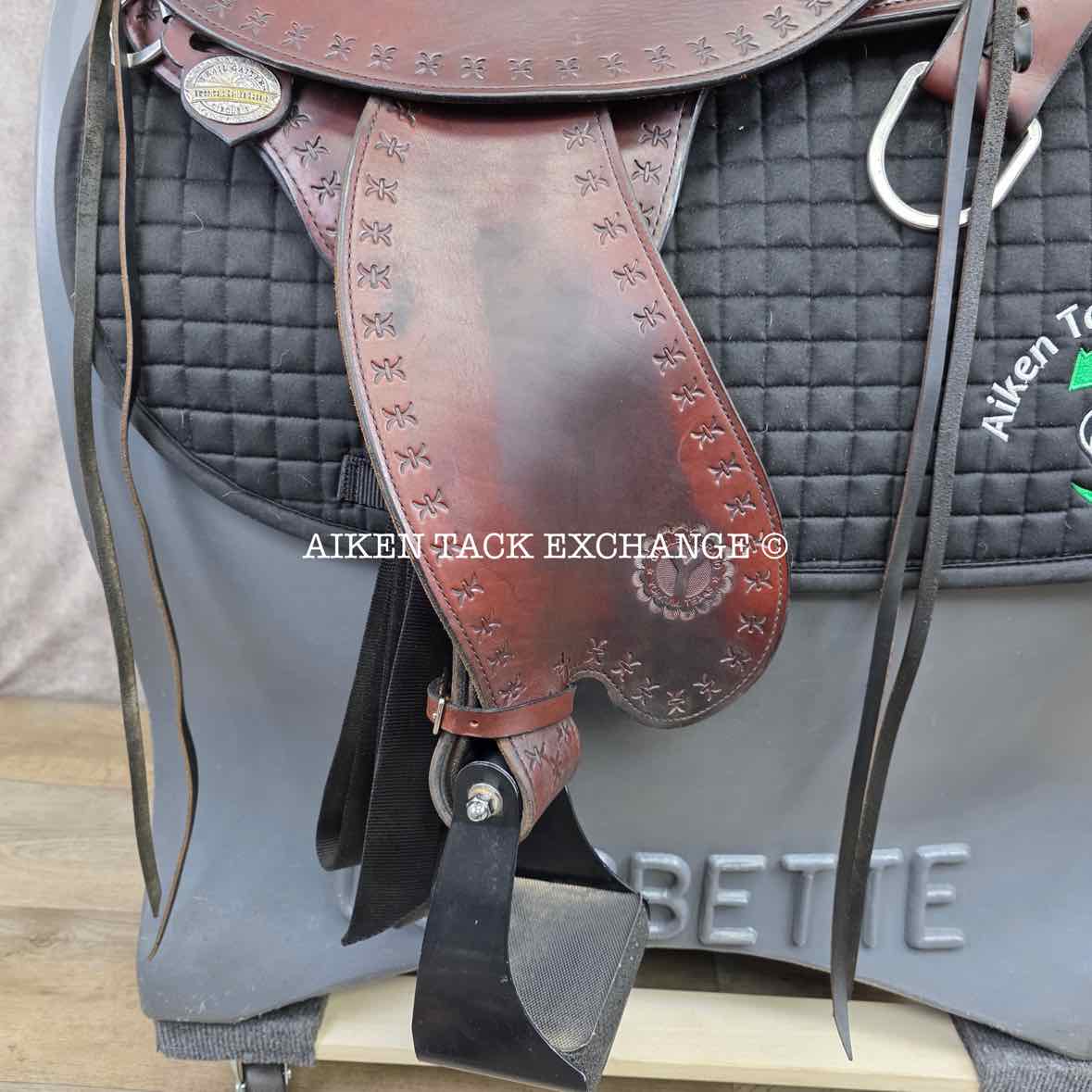 2013 Circle Y 1581 Alabama Trail Gaiter Western Saddle, 17" Seat, Wide Tree - Full QH Bars