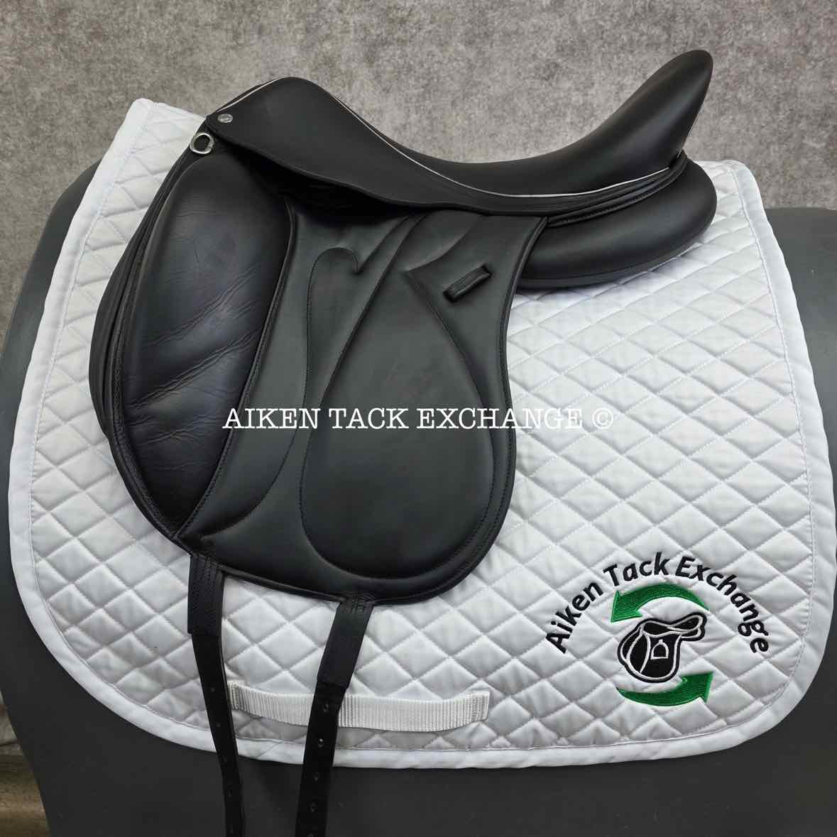 2017 Devoucoux Makila S Monoflap Dressage Saddle, 18" Seat, 1A Flap, M/MW Tree, D3D Panels, Full Buffalo Leather