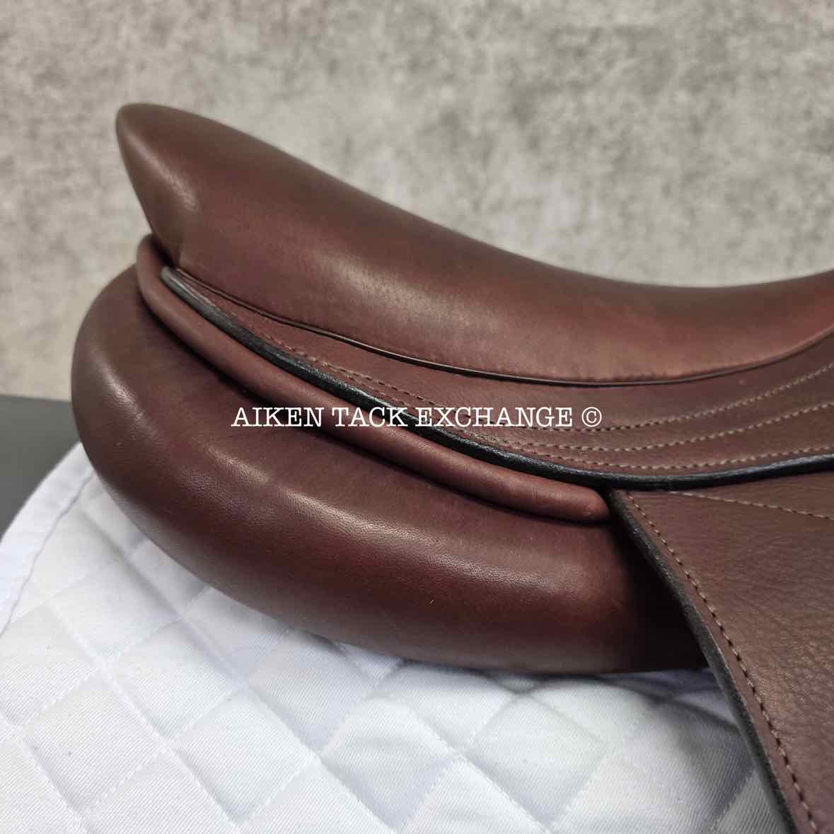 HDR - Henri de Rivel Laureate IGP Close Contact Jump Saddle, Adjustable Tree - Changeable Gullet, Foam Panels (Available Sizes: 16.5", 17", 17.5", 18", 18.5" & 19")