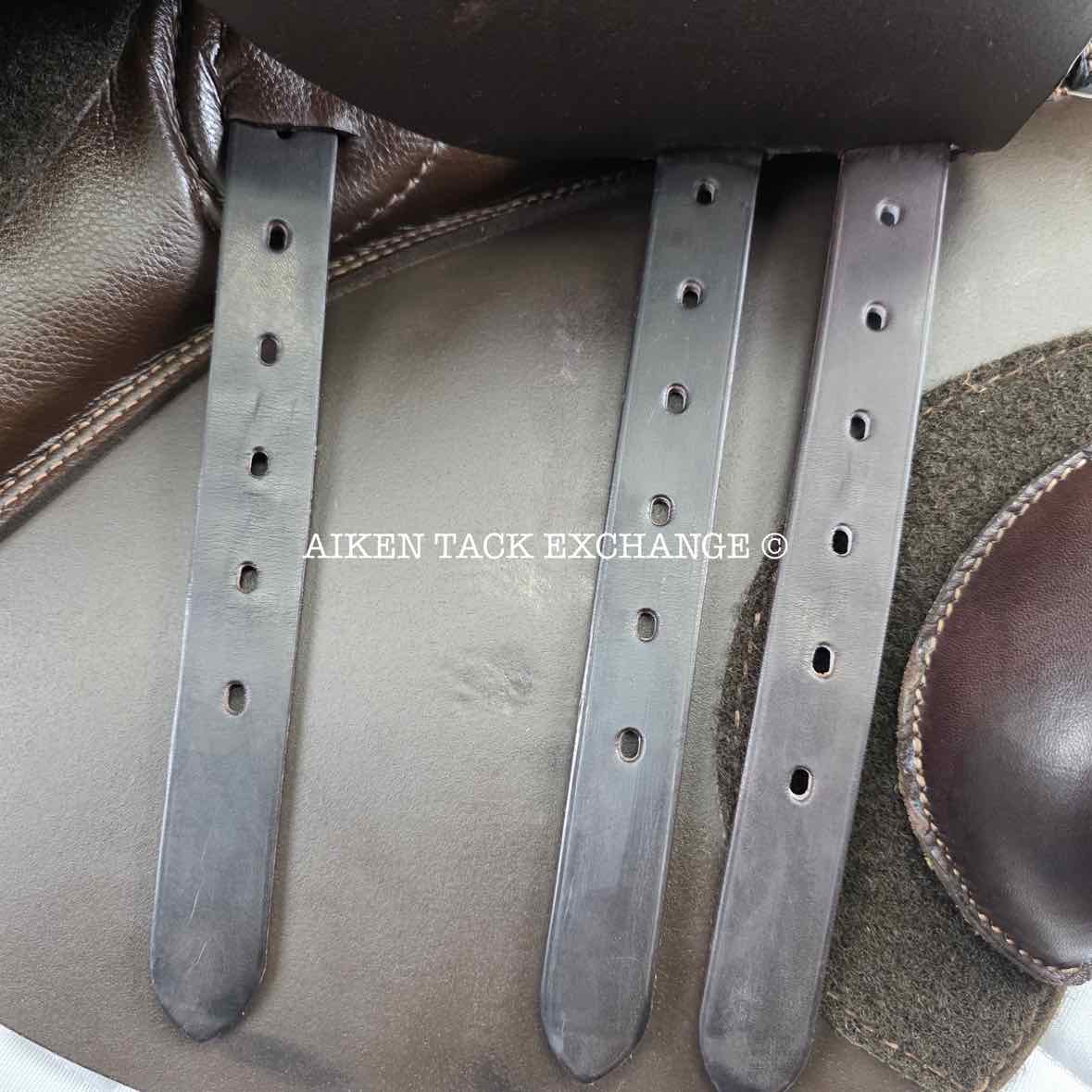 **SOLD** 2020 Stubben Phoenix Elite Jump Saddle, 17.5" Seat with Biomex, 28cm Tree - Medium, Wool Flocked Panels