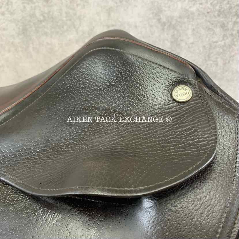 Mark Todd Close Contact Jump Saddle, 17.5" Seat, Medium Narrow Tree, Wool Flocked Panels