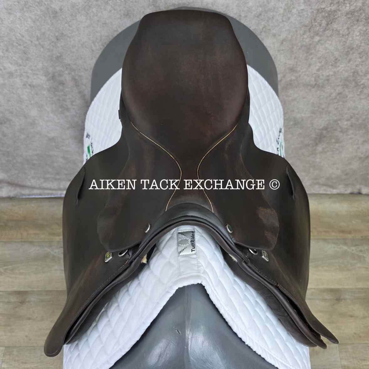 Stubben Siegfried II Saddle, 17" Seat, 31cm Tree - MW/W, Wool Flocked Panels