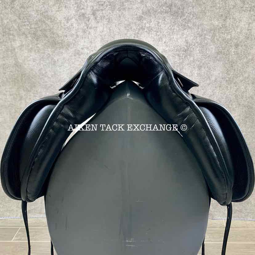 **SOLD** 2022 Karl Niedersuss Crescendo Dressage Saddle, 17.5" Seat, Short Flap, Medium Wide Tree, Wool Flocked Panels