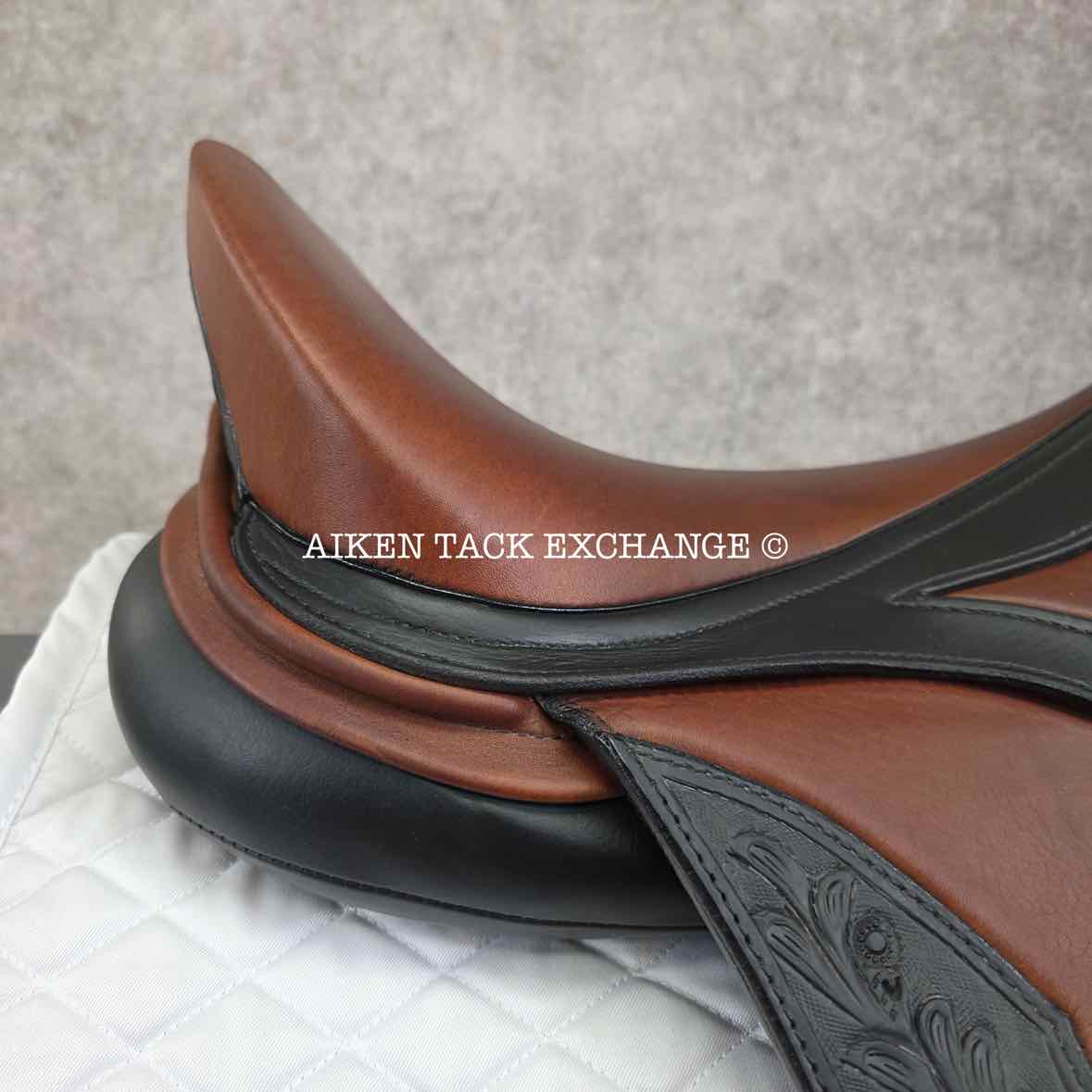 2023 Schleese Tribute Monoflap Dressage Saddle, 18" Seat, Adjustable AdapTree, Wool Flocked Panels