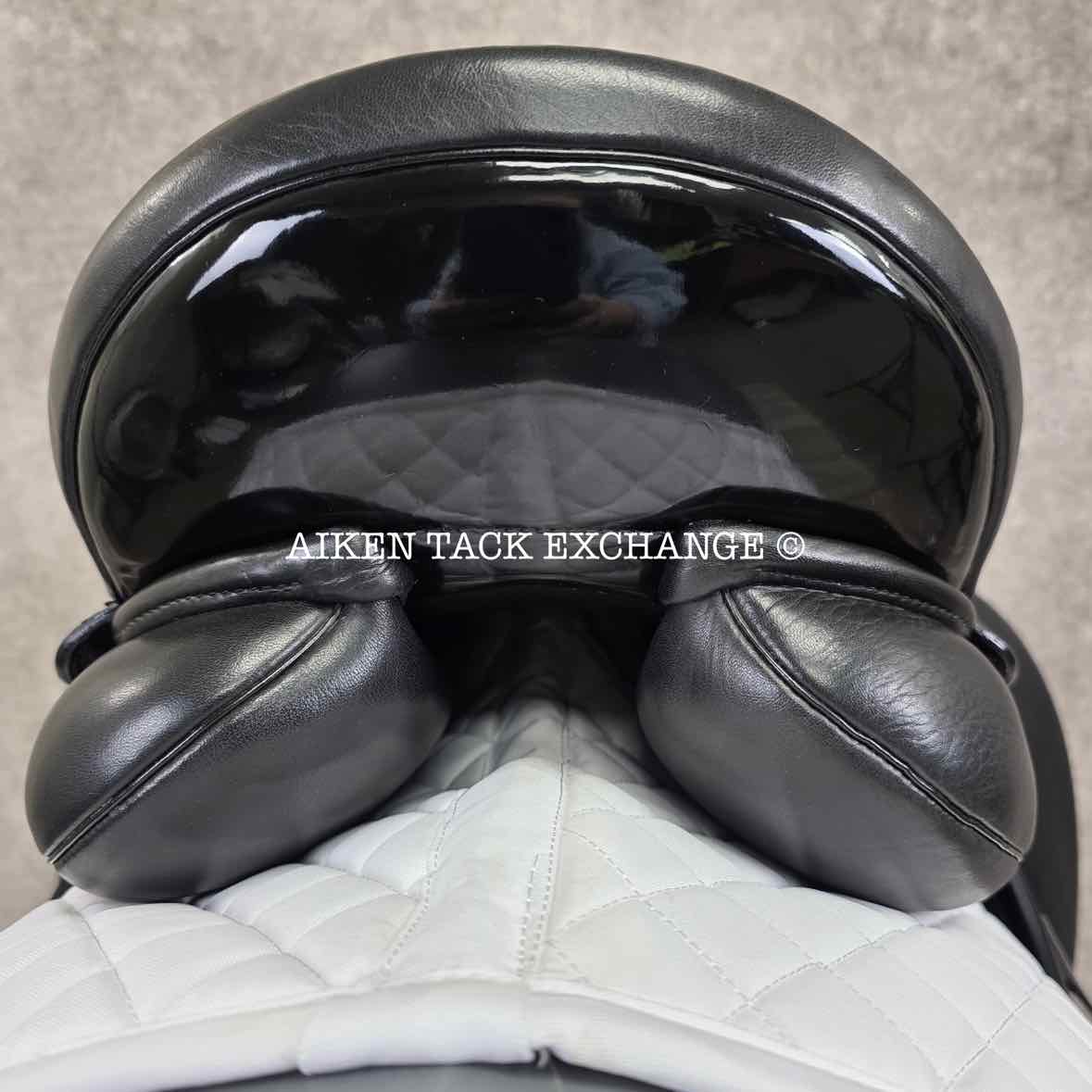 Stubben 1894 Dressage Saddle, 17" Seat, 32cm Tree - Wide, Wool Flocked Panels