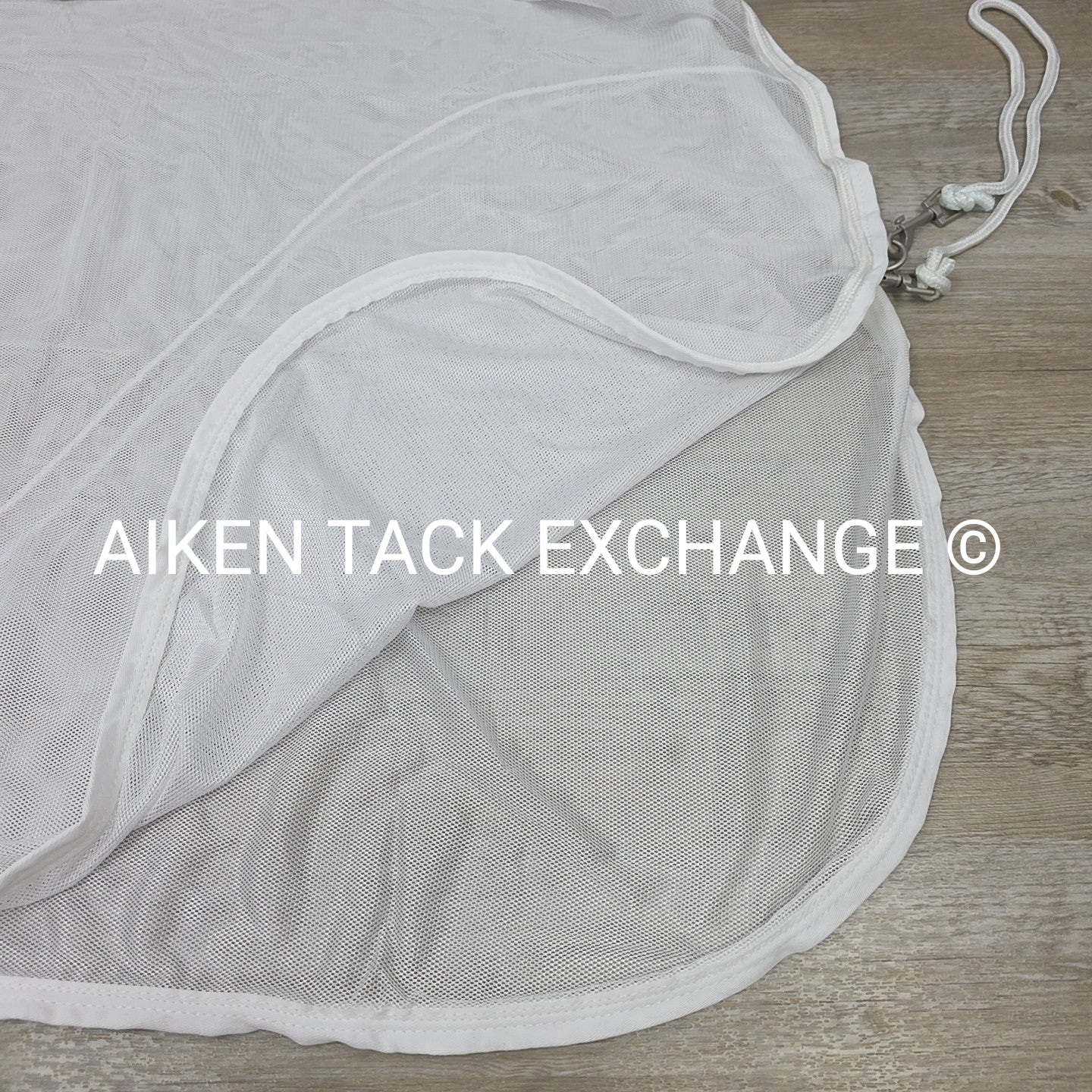 Fenwick Equestrian BodyGuard Mesh Cooler, White (has some marks) 62"