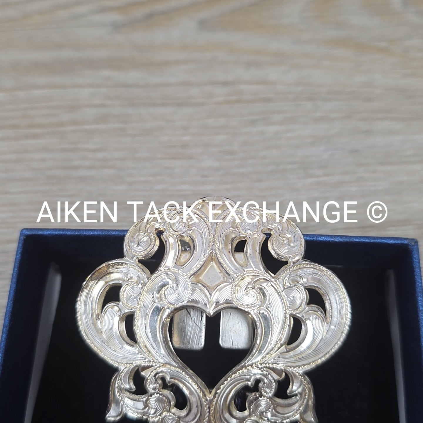 Crumrine Silver & Horse Hair Button Cover