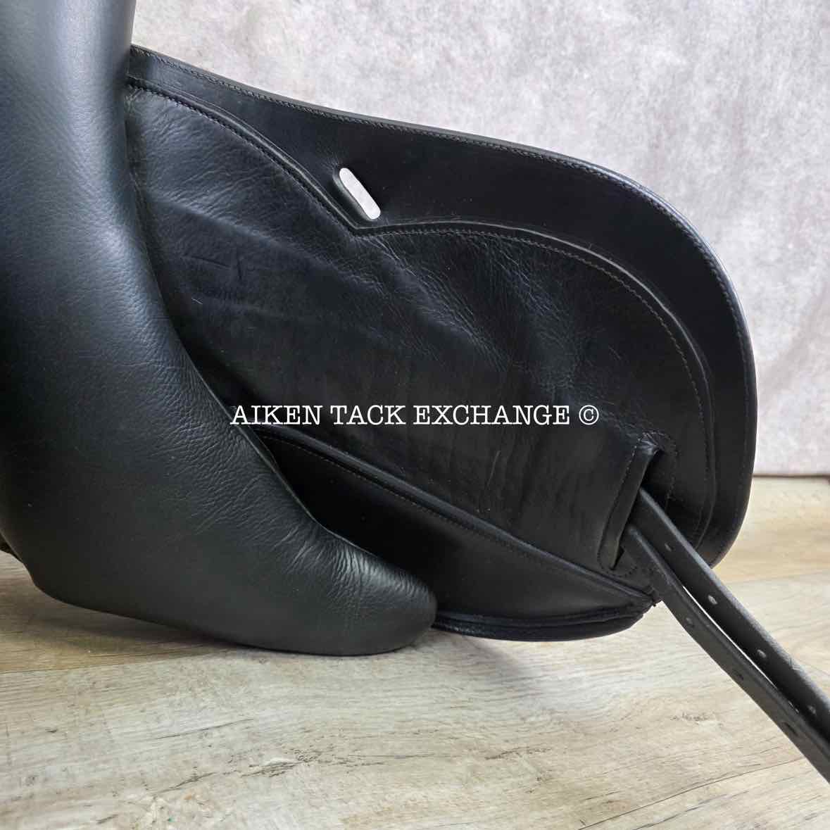 2012 DK Saddlery Liberty Monoflap All Purpose Jump Saddle, 17.5" Seat, Medium Wide Tree, Wool Flocked Panels