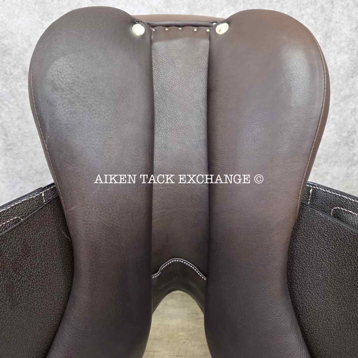 HDR - Henri de Rivel Evolution IGP Close Contact Jump Saddle, 17" Seat, Adjustable Tree - Changeable Gullet, Foam Panels