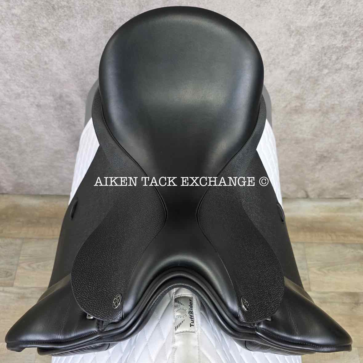 **SOLD** 2023 Trilogy Amadeo Elite Dressage Saddle, 18" Seat, Medium Wide Tree, Wool Flocked Panels