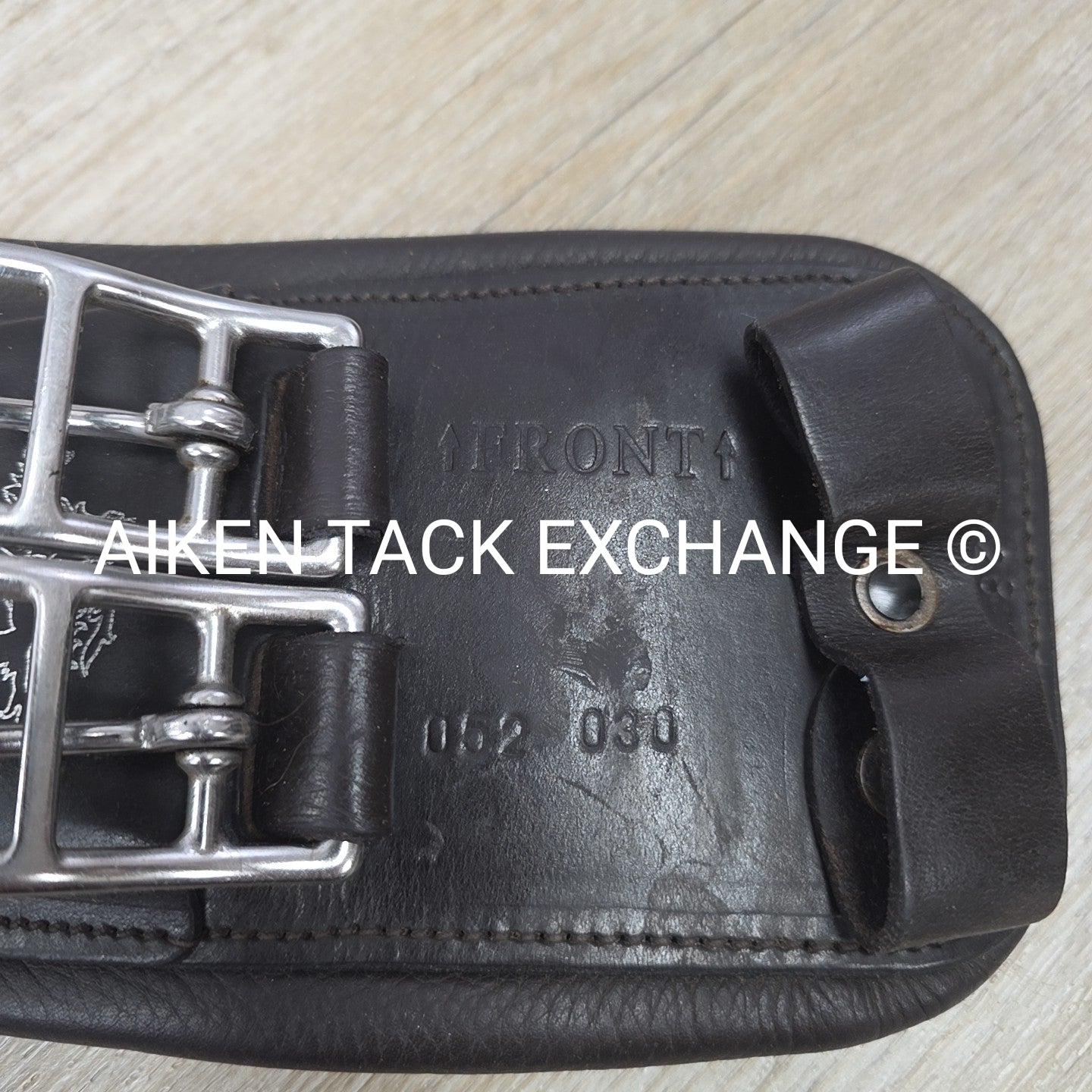 Fairfax Short Stud Guard Belly Guard Girth, Size 28" (has blemishes)