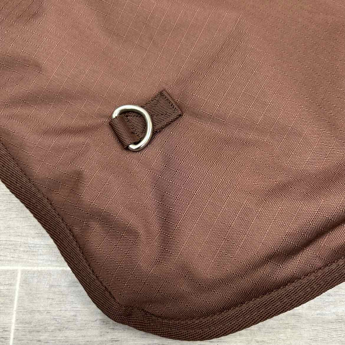 Tough 1 250 G Fill Neck Cover, Size Large