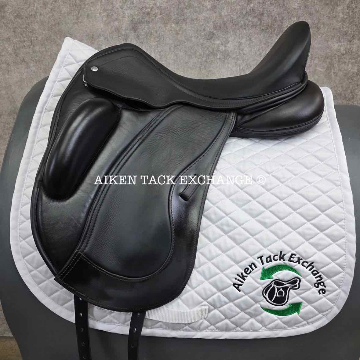 2019 Custom Saddlery Advantage R Monoflap Dressage Saddle, 17.5" Seat, Adjustable Tree, Wool Flocked Hybrid Panels