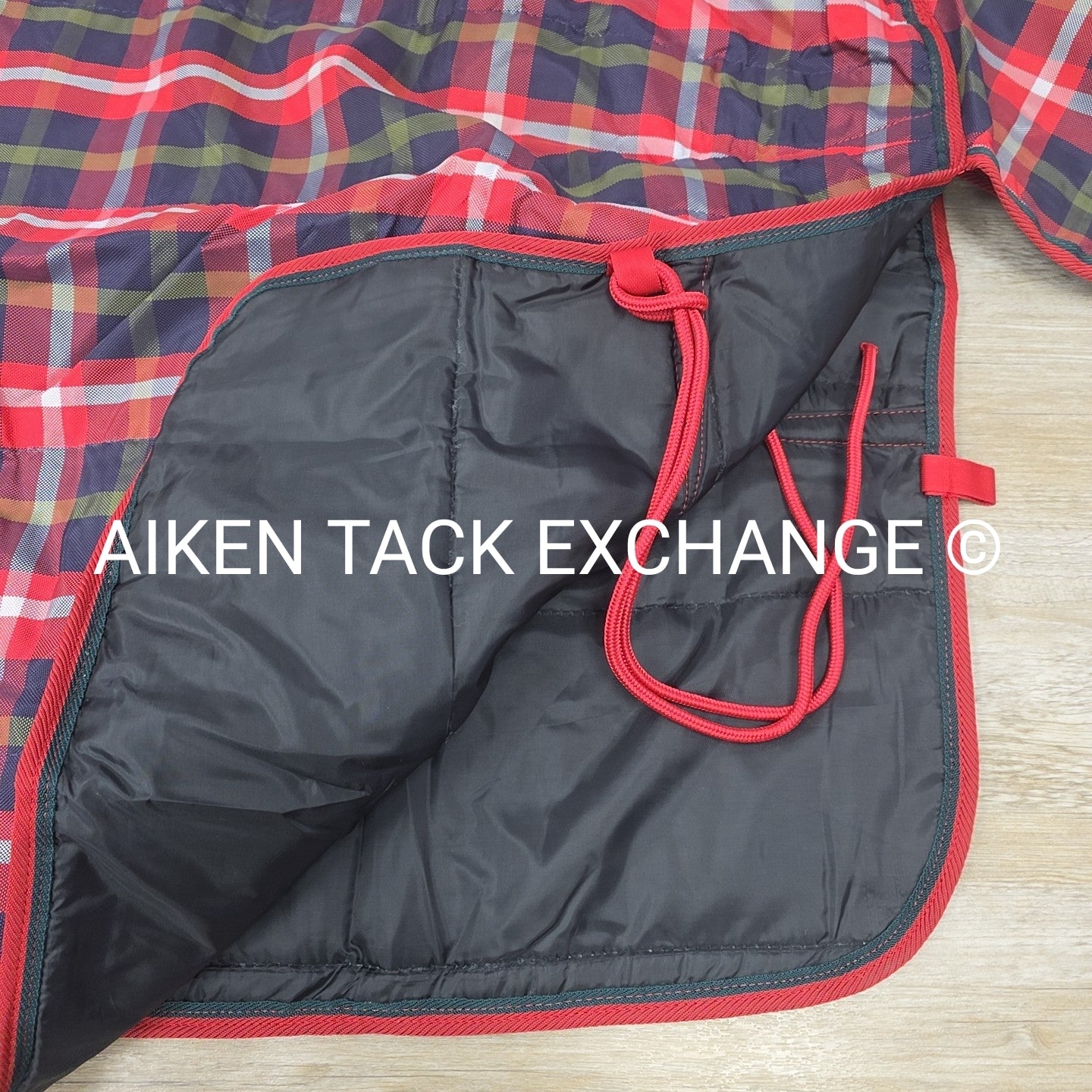 Shires Tempest Plus 200 G Stable Blanket, 75"