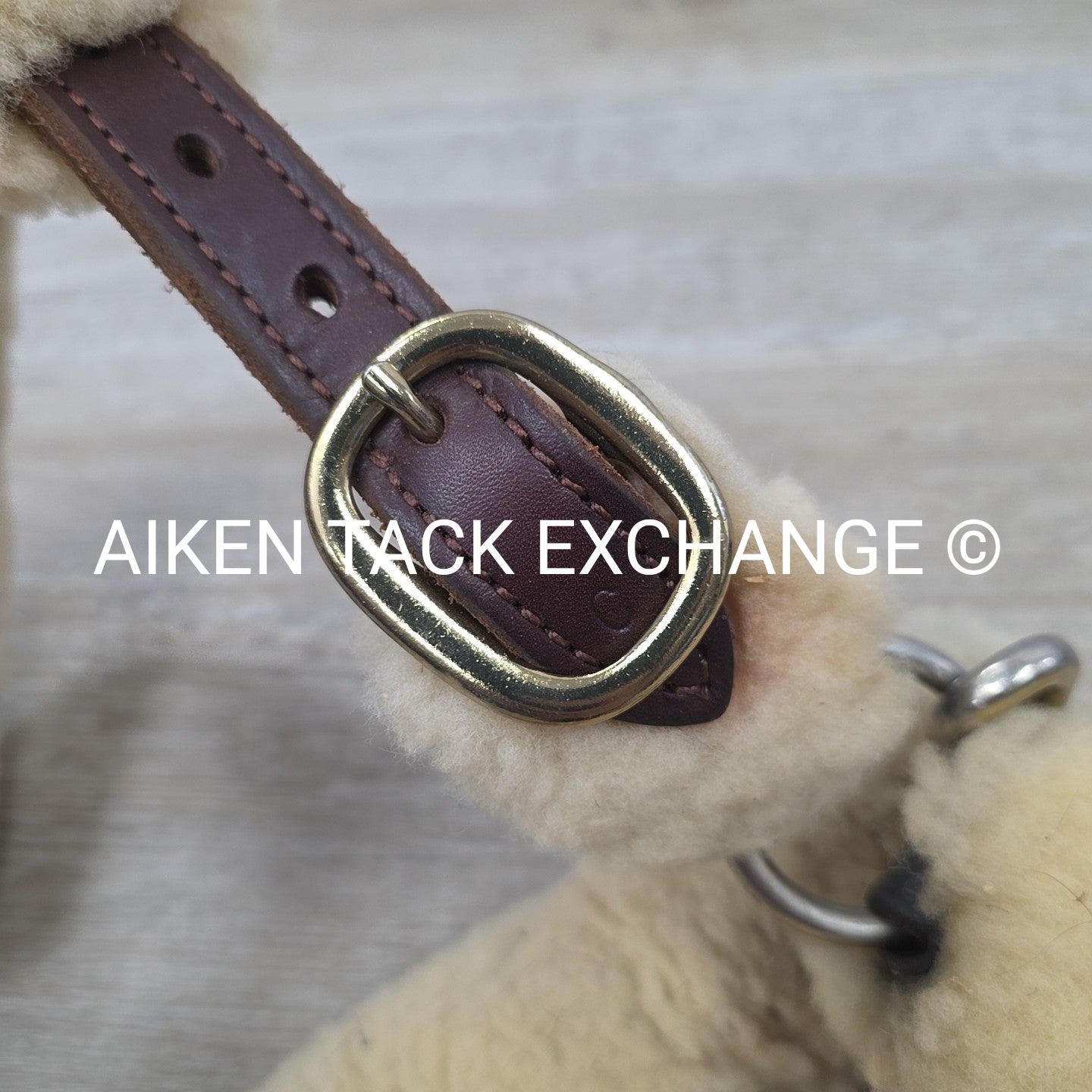Sheepskin Shipping Halter, Size Cob