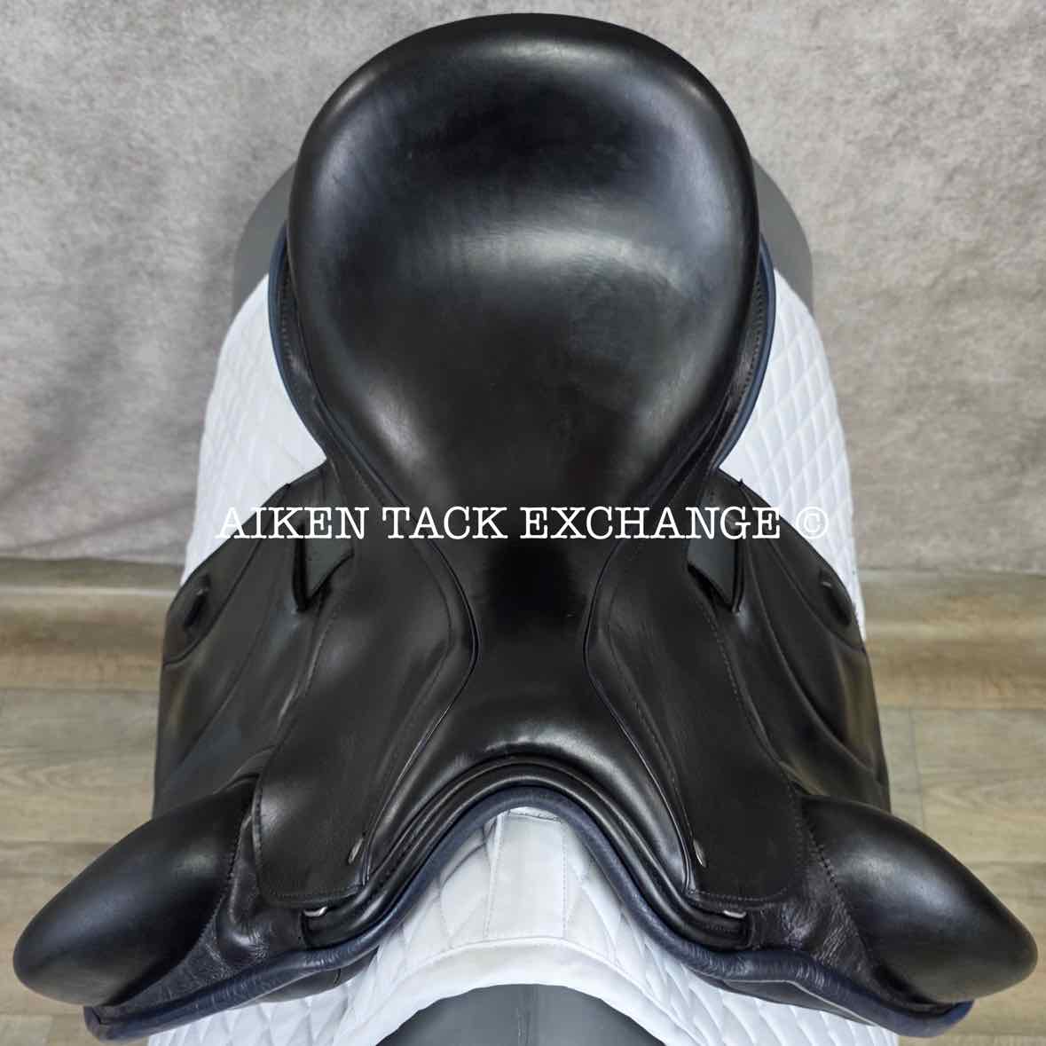 2017 Custom Saddlery Advantage Monoflap Dressage Saddle, 18" Seat - Short Flap, Adjustable Tree, Wool Flocked Panels