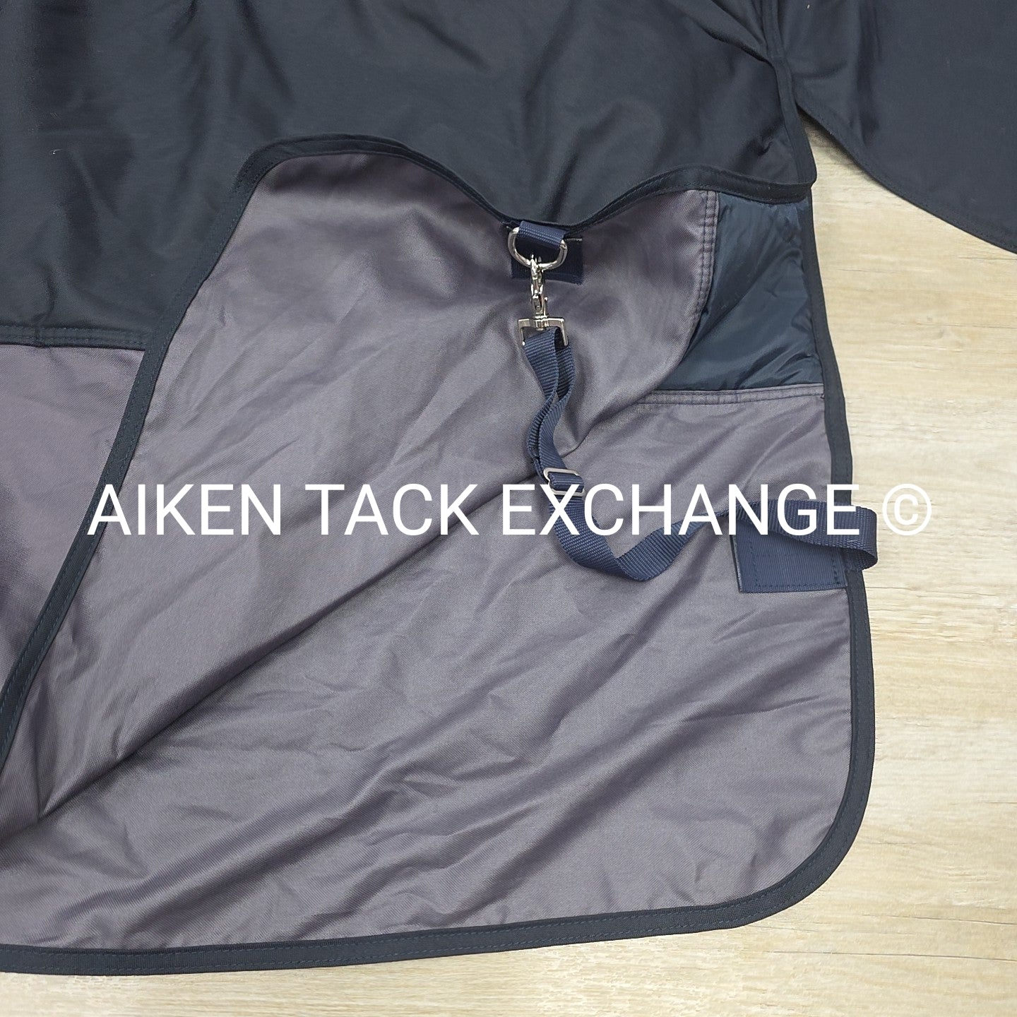 Horseware Mio 200 G Fill Medium Weight Turnout Blanket, 84"