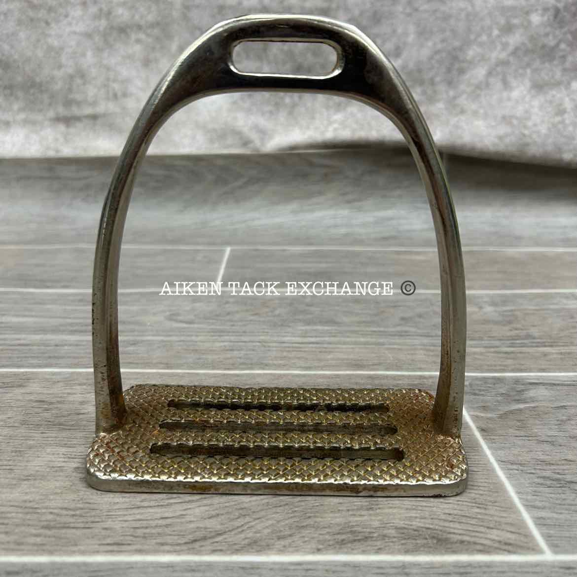 Australian Saddle 4-Bar Stirrup Irons, 5"