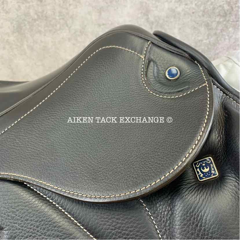 2021 Stubben Zaria Optimum Monoflap Jump Saddle, 17.5" Seat with Biomex, Short Flap, 27 cm Tree - Narrow, Wool Flocked Panels