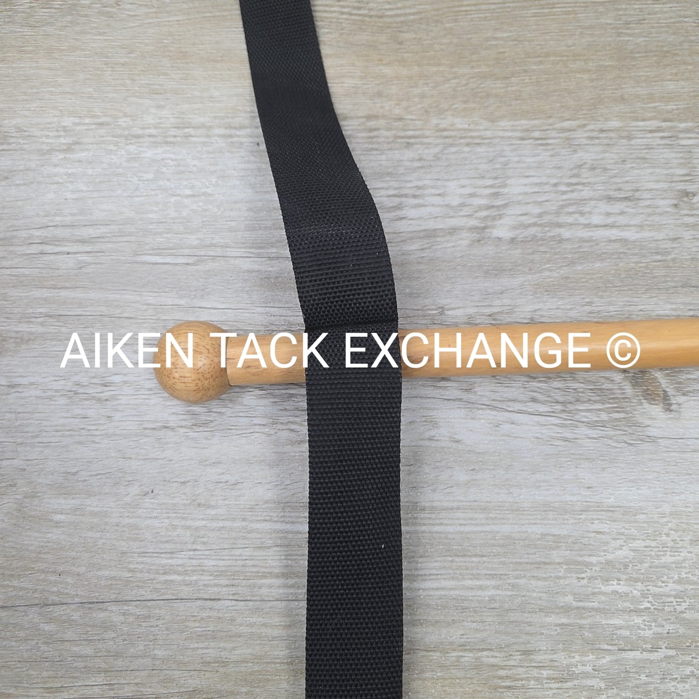 Hanging Wood Blanket Bar