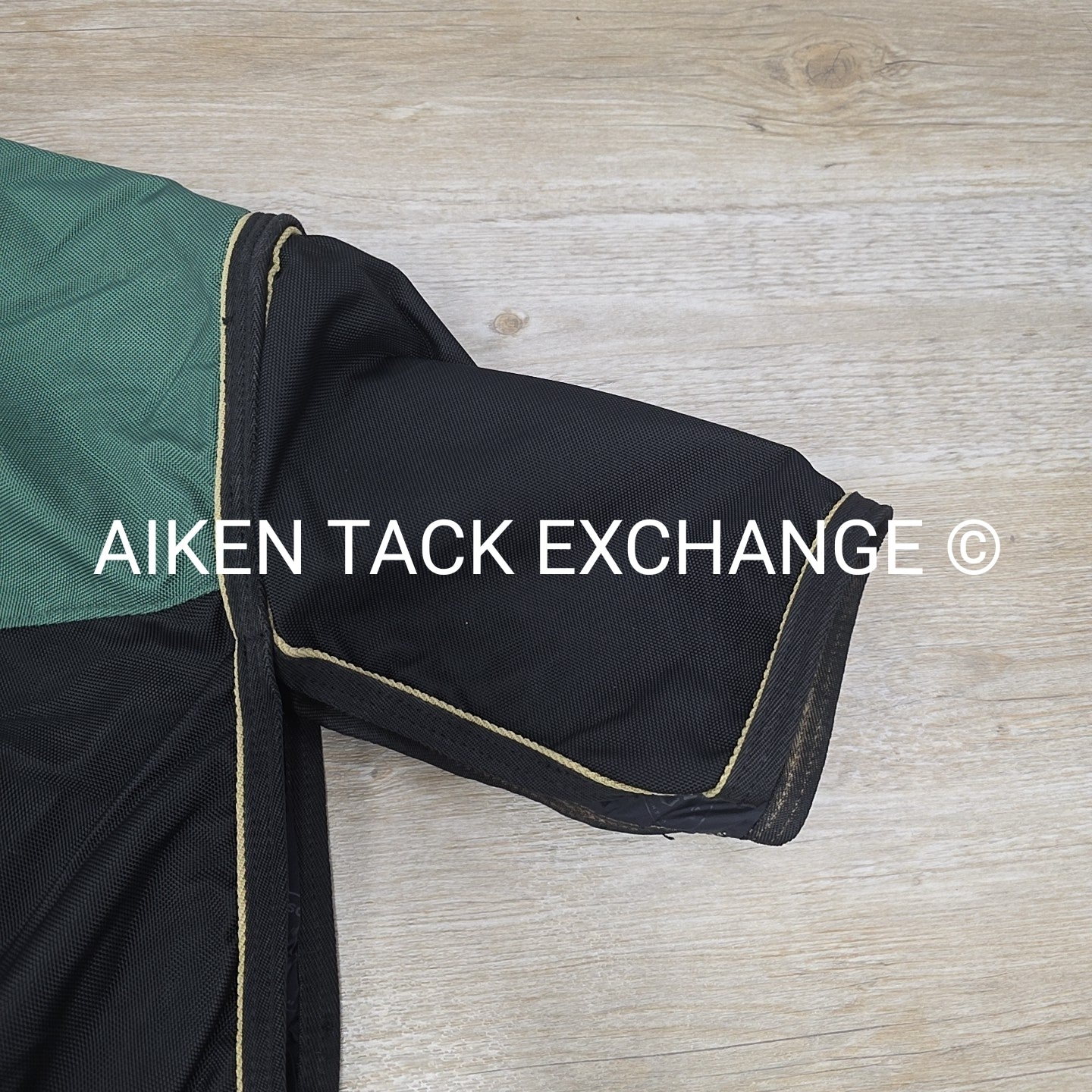 Schneiders VTEK Adjusta-Fit Turnout Sheet, 82"