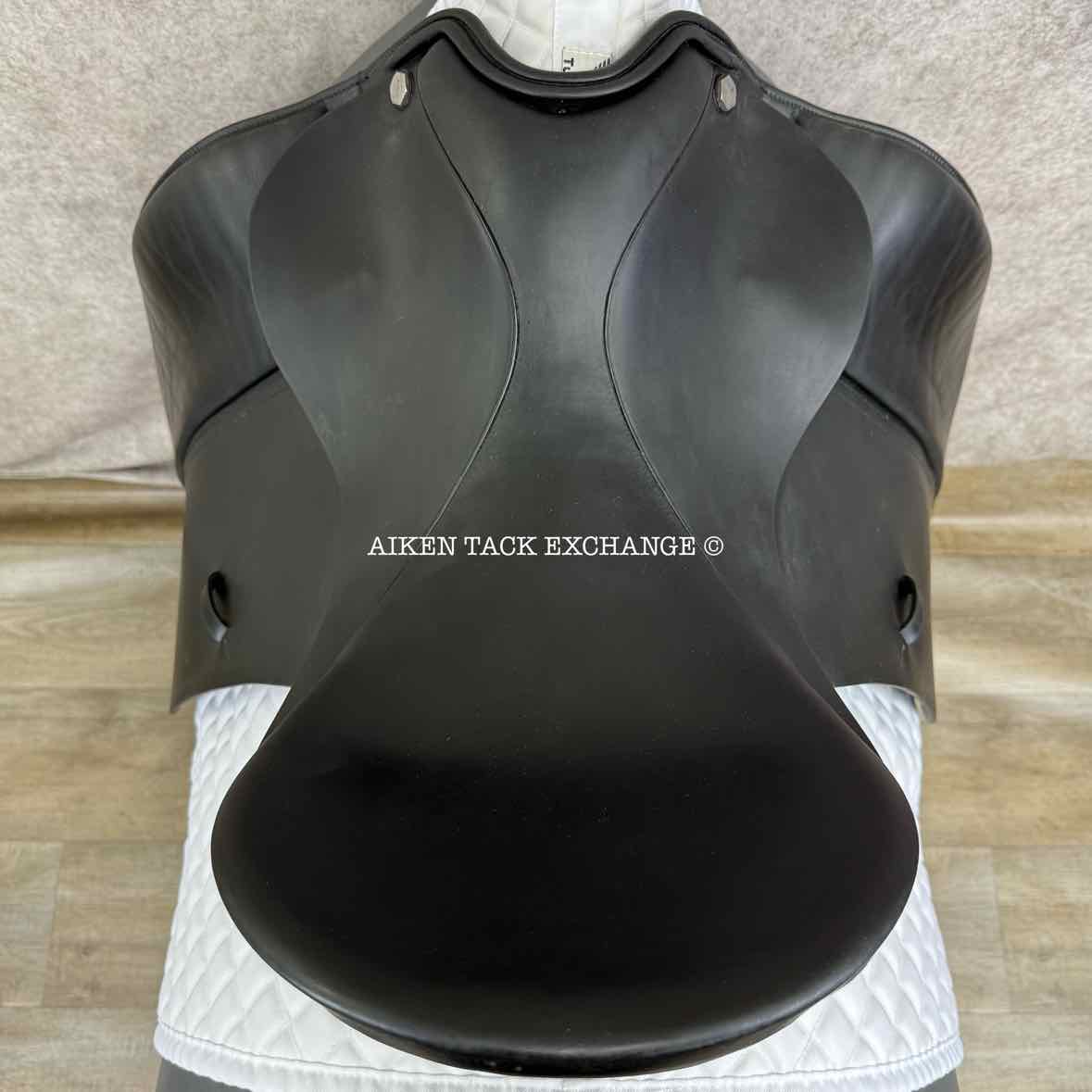 Albion Platinum Genesis Dressage Saddle, 18" Seat, Medium Tree, Wool Flocked Panels