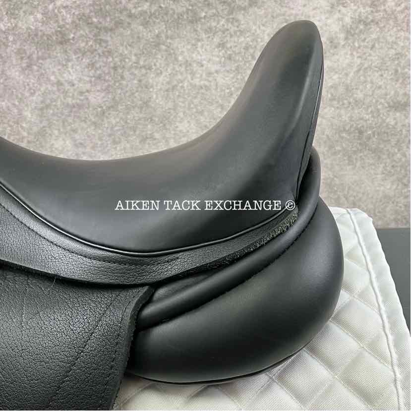 2017 Custom Saddlery Advantage Monoflap Dressage Saddle, 17.5" Seat, Adjustable Tree, Wool Flocked Panels