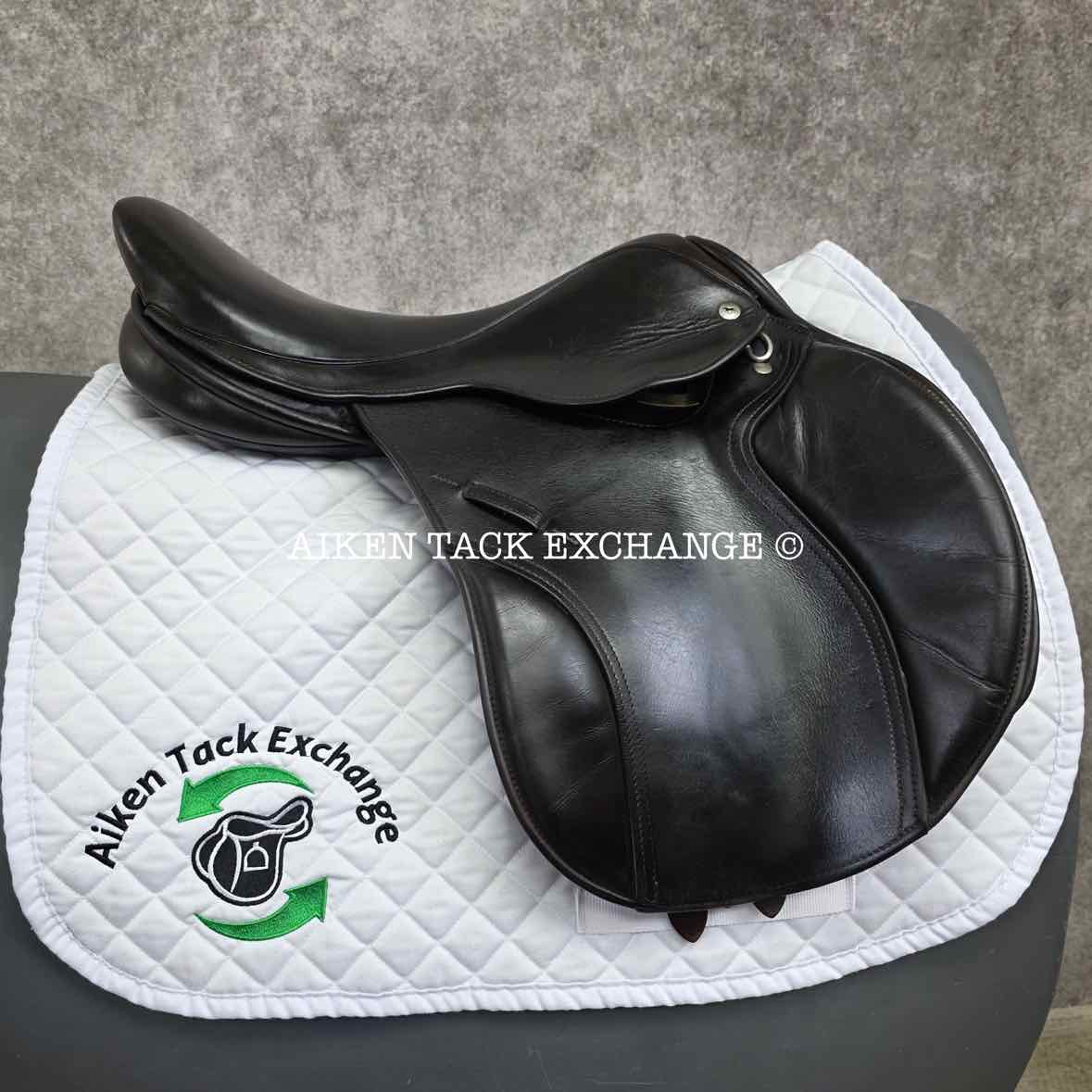 **SOLD** 2010 Black Country Maelstrom Jump Saddle, 17.5" Seat, Medium Tree, Wool Flocked Panels