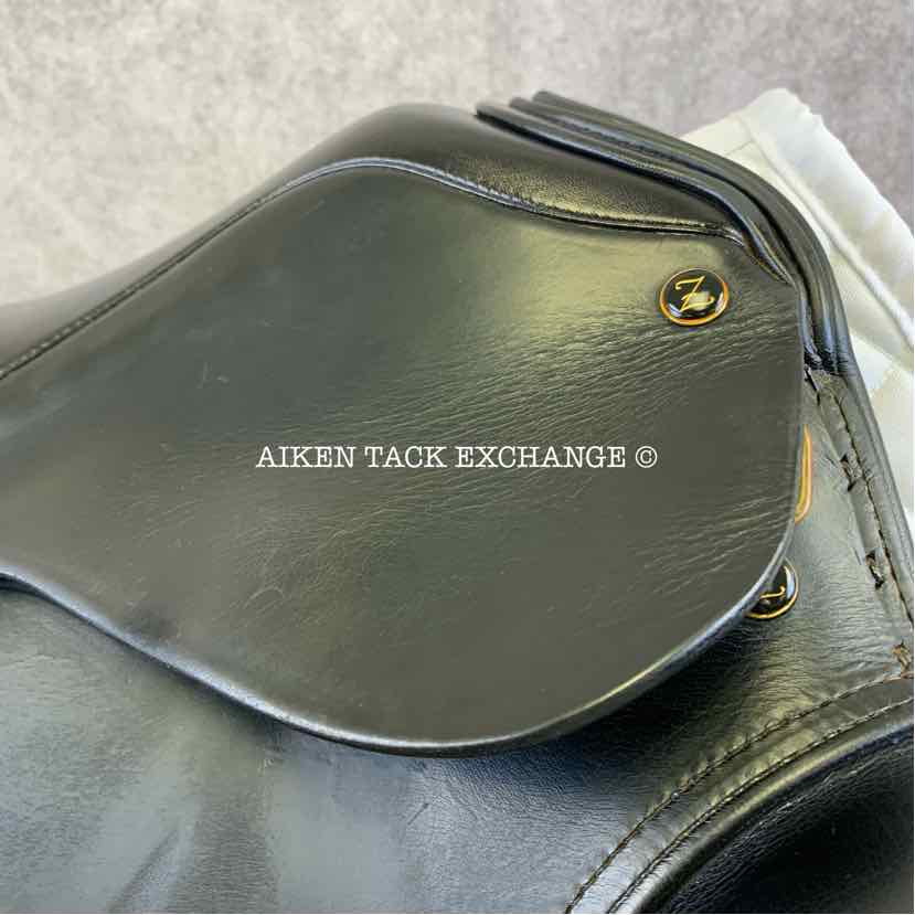 Zaldi New Kent Dressage Saddle, 17.5" Seat, Long Flap, 32 Tree - Wide, Wool Flocked Panels