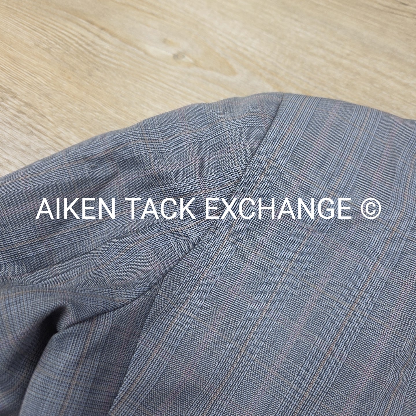 The Elite Show Coat, Size 14 R