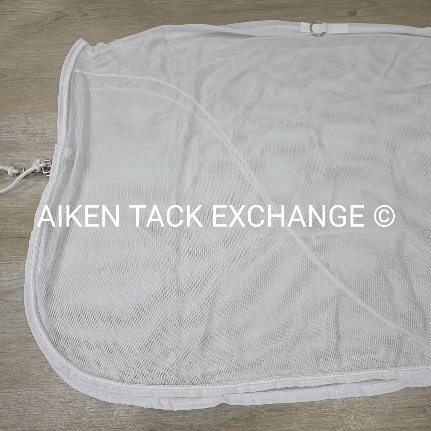 Fenwick Equestrian BodyGuard Mesh Cooler, White (has some marks) 62"