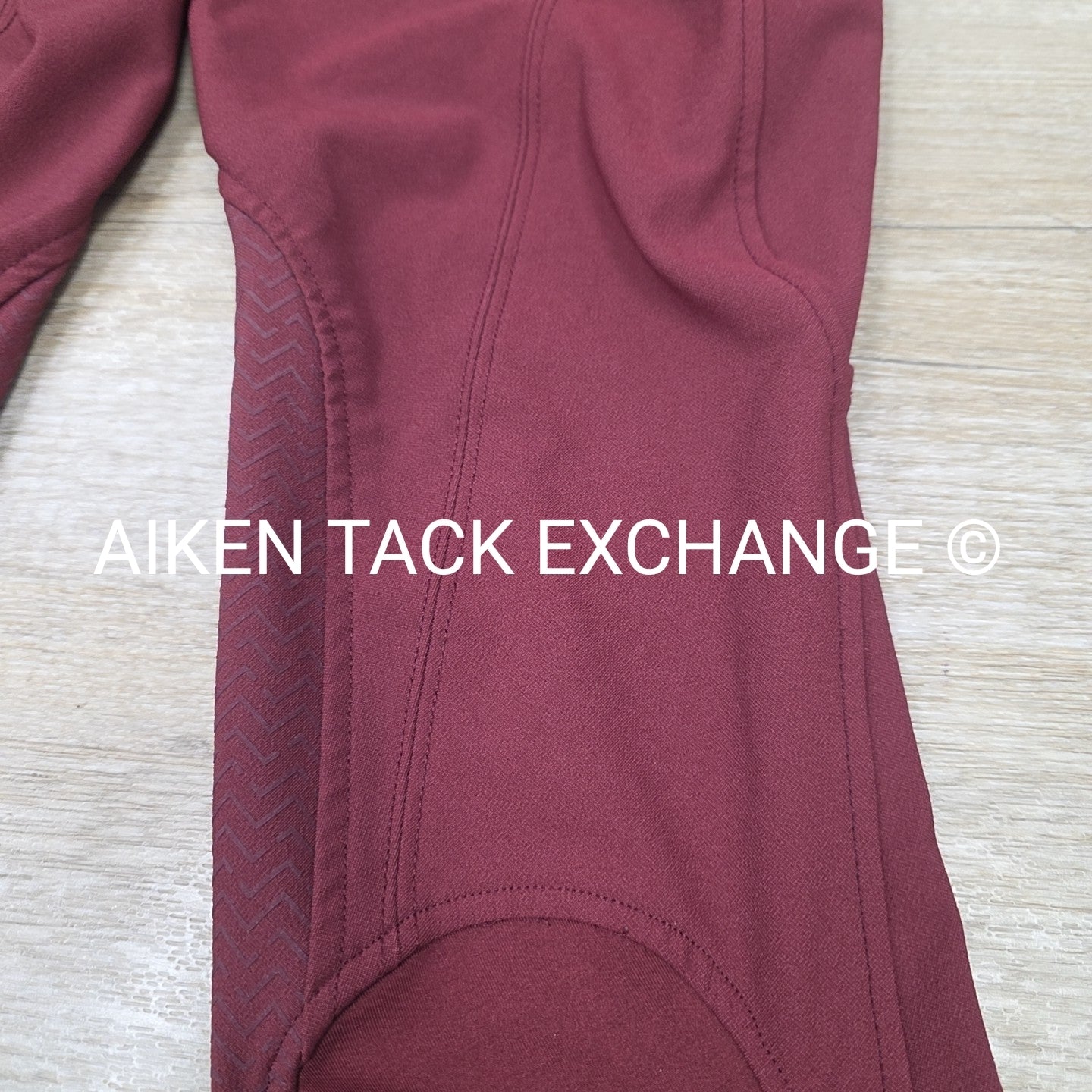 Ariat Prelude 4 Way Stretch Silicone Grip Knee Patch Breeches, Size 22 L
