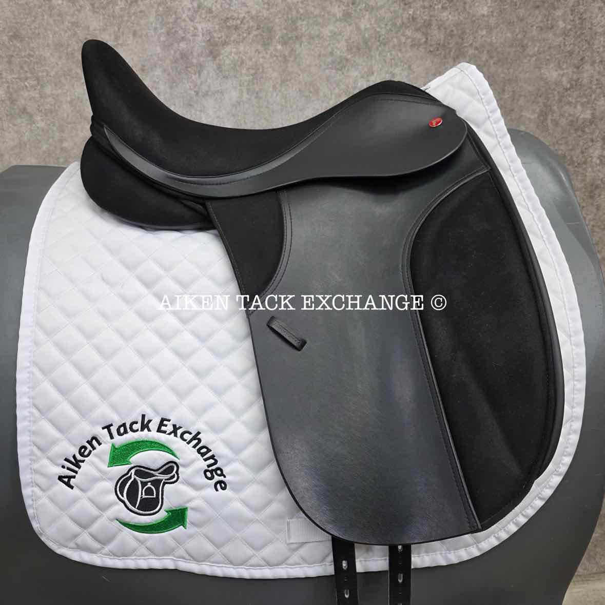Thorowgood T4 Dressage Saddle, 17.5" Seat, Adjustable Tree - Changeable Gullet, Wool Flocked Panels