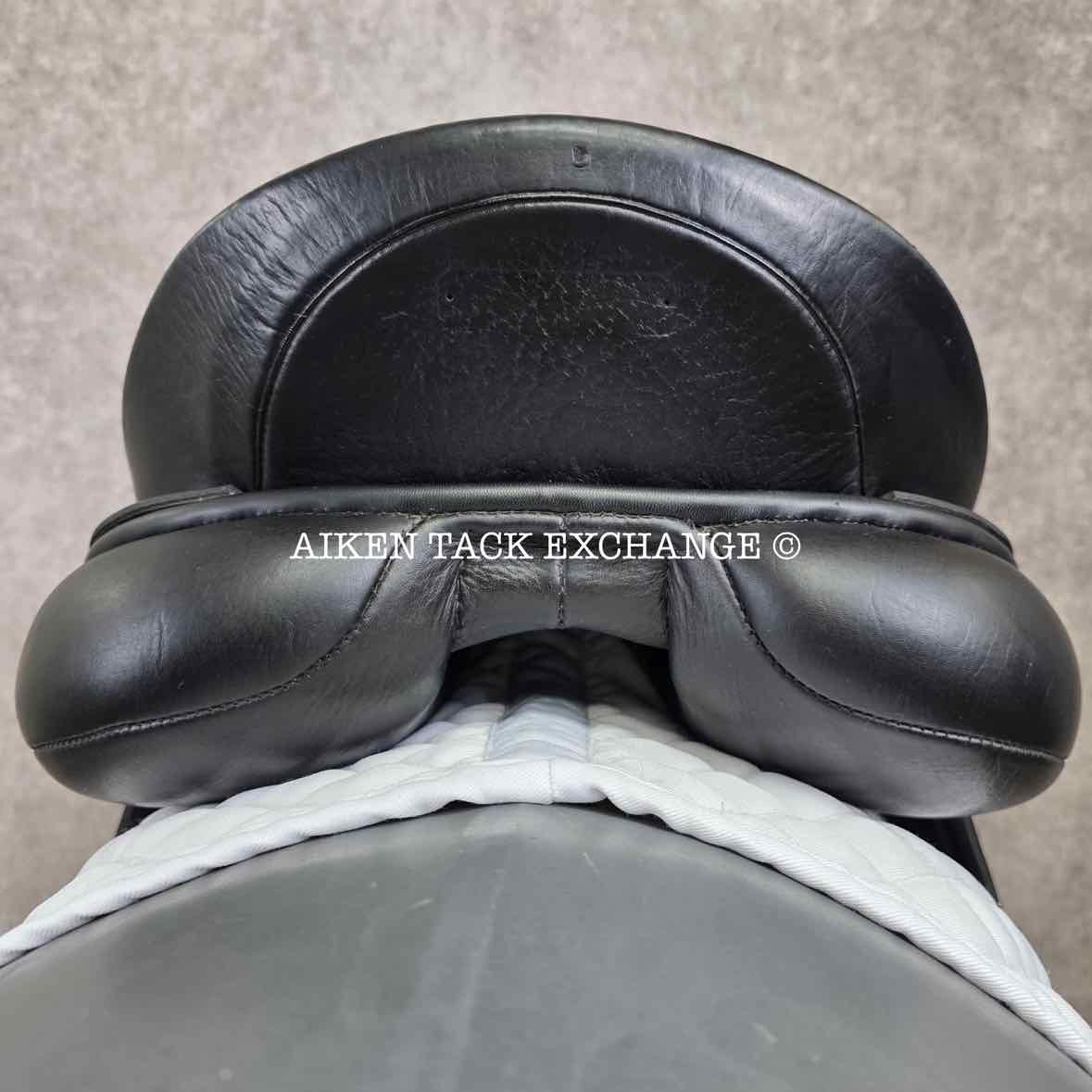 Albion SLK Dressage Saddle, 18" Seat, Wide Tree, Wool Flocked Panels