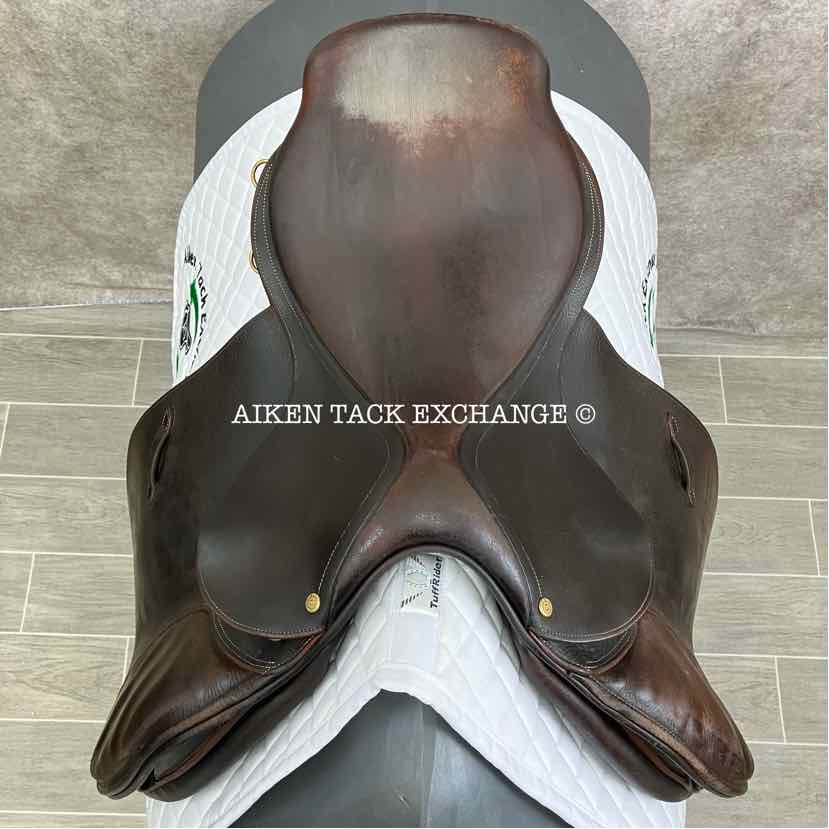 1997 PJ by Bruno DelGrange Close Contact Jump Saddle, 17.5" Seat, 4L Flap, Medium Wide Tree, Foam Panels