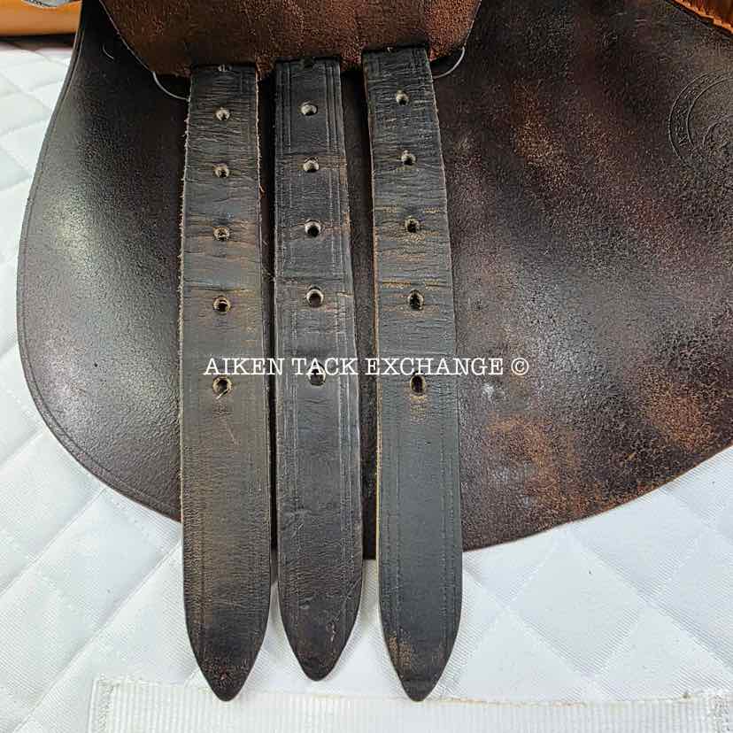 **SOLD** Collegiate Ruiz Diaz Close Contact Jump Saddle, 16.5" Seat, Medium Tree, Foam Panels