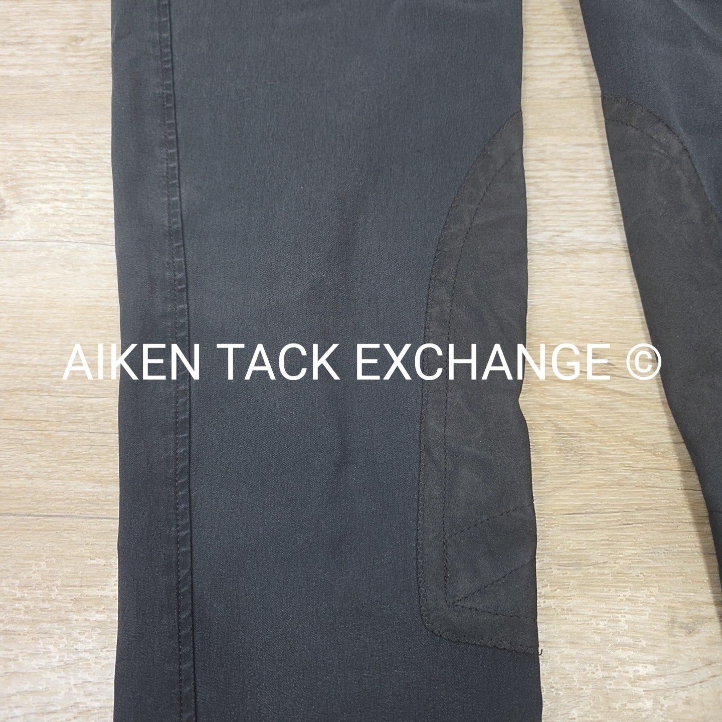 Tailored Sportsman Trophy Hunter Knee Patch Breeches, Size 36