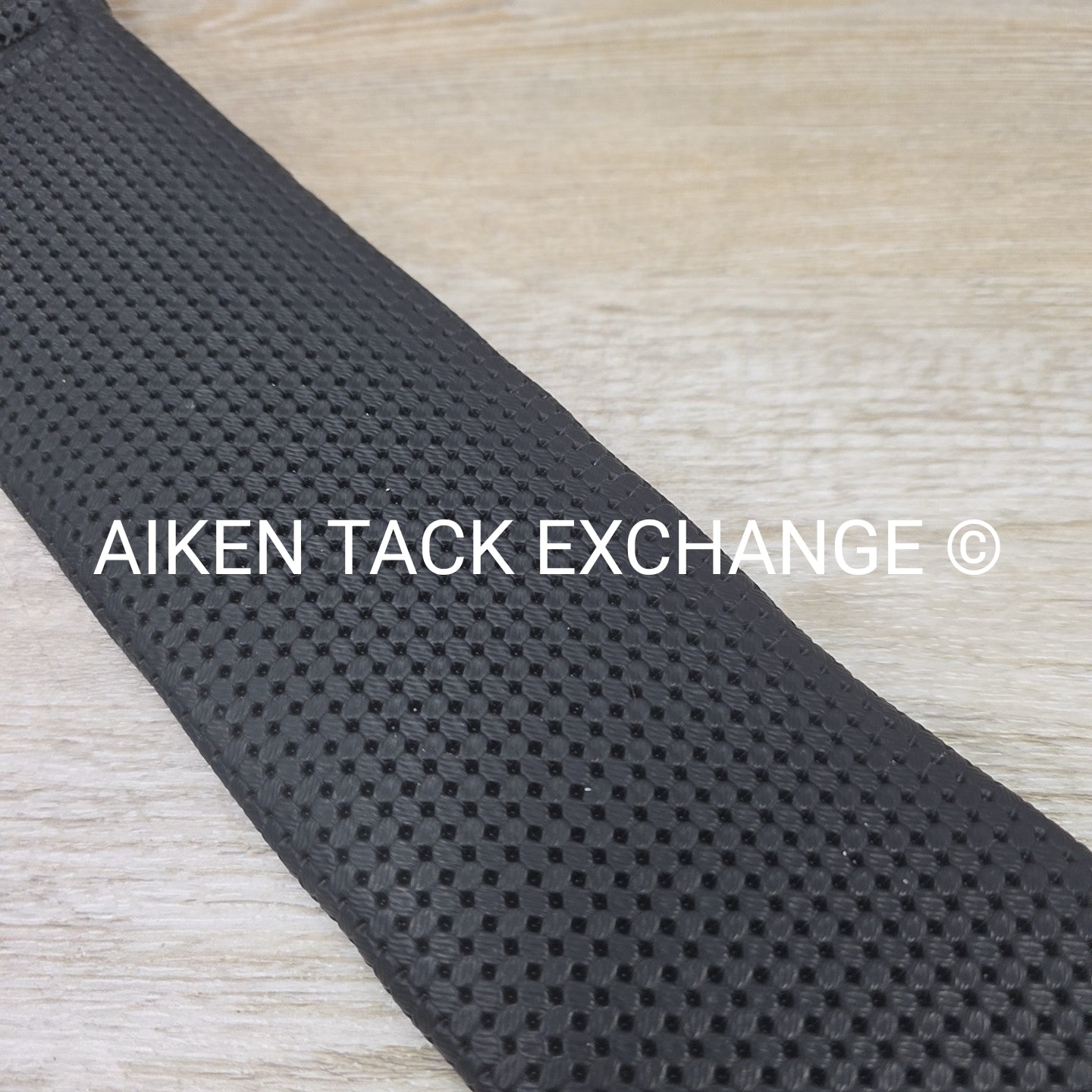 Wintec Short Girth, Black, 26"