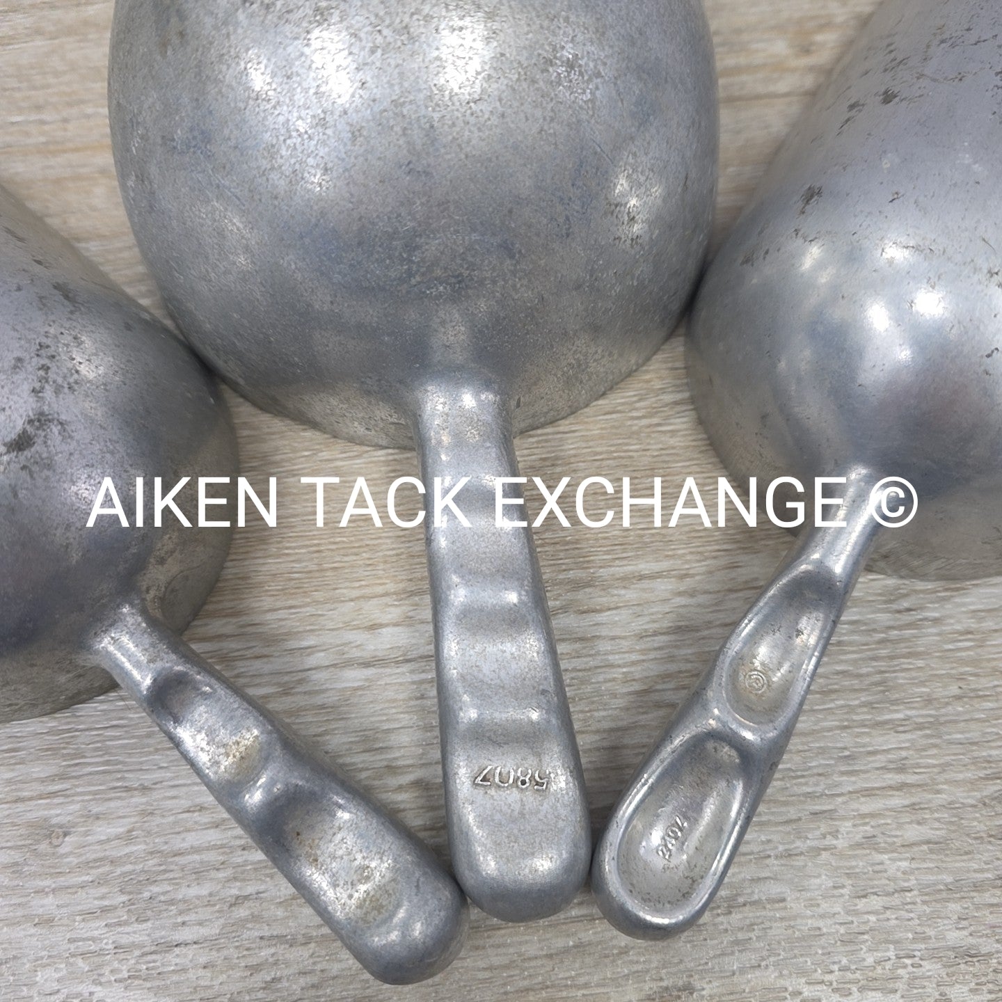 BARGAIN BUNDLE: 3 Metal Feed Scoops