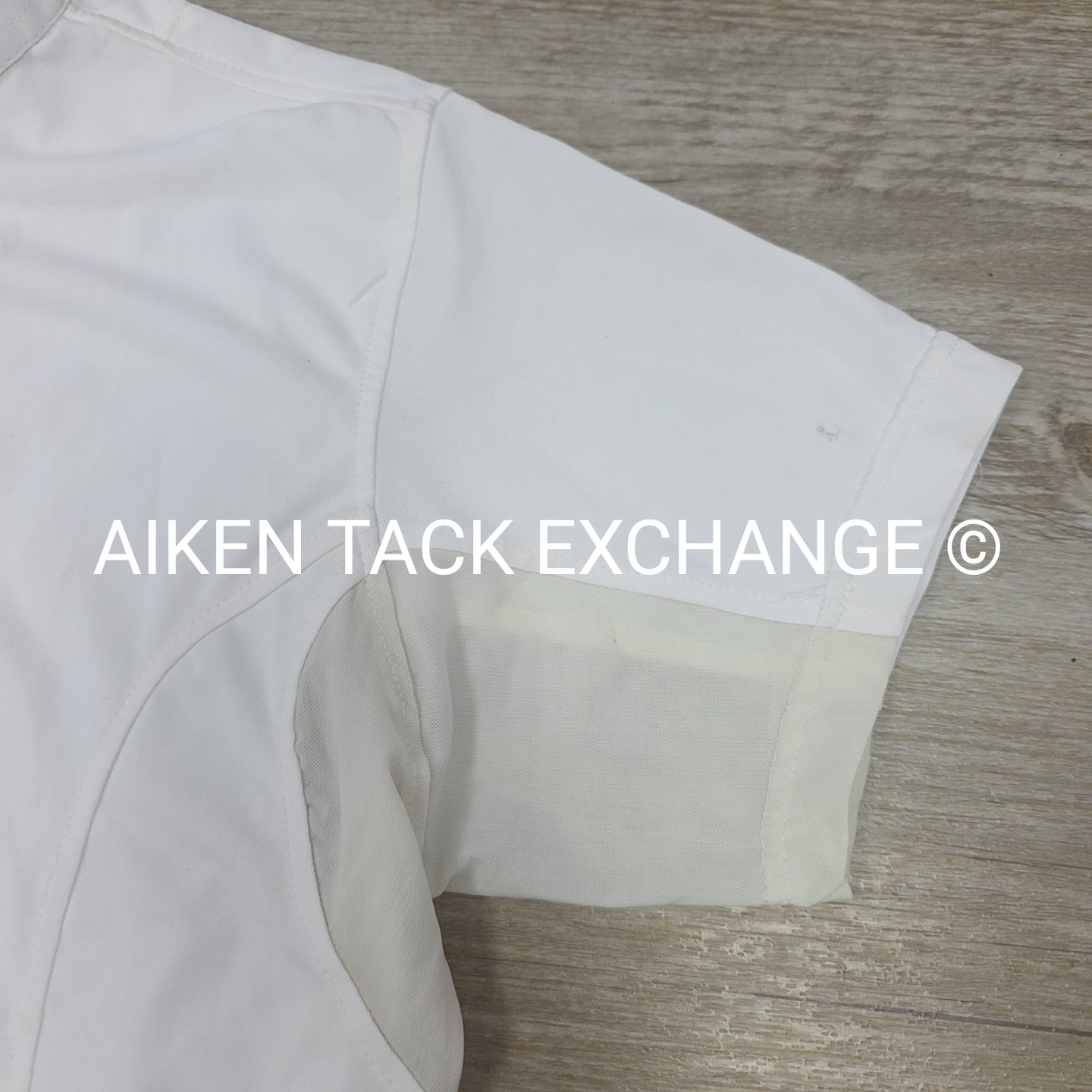 SmartPak Sun Shirt Short Sleeve Show Shirt, Size Medium